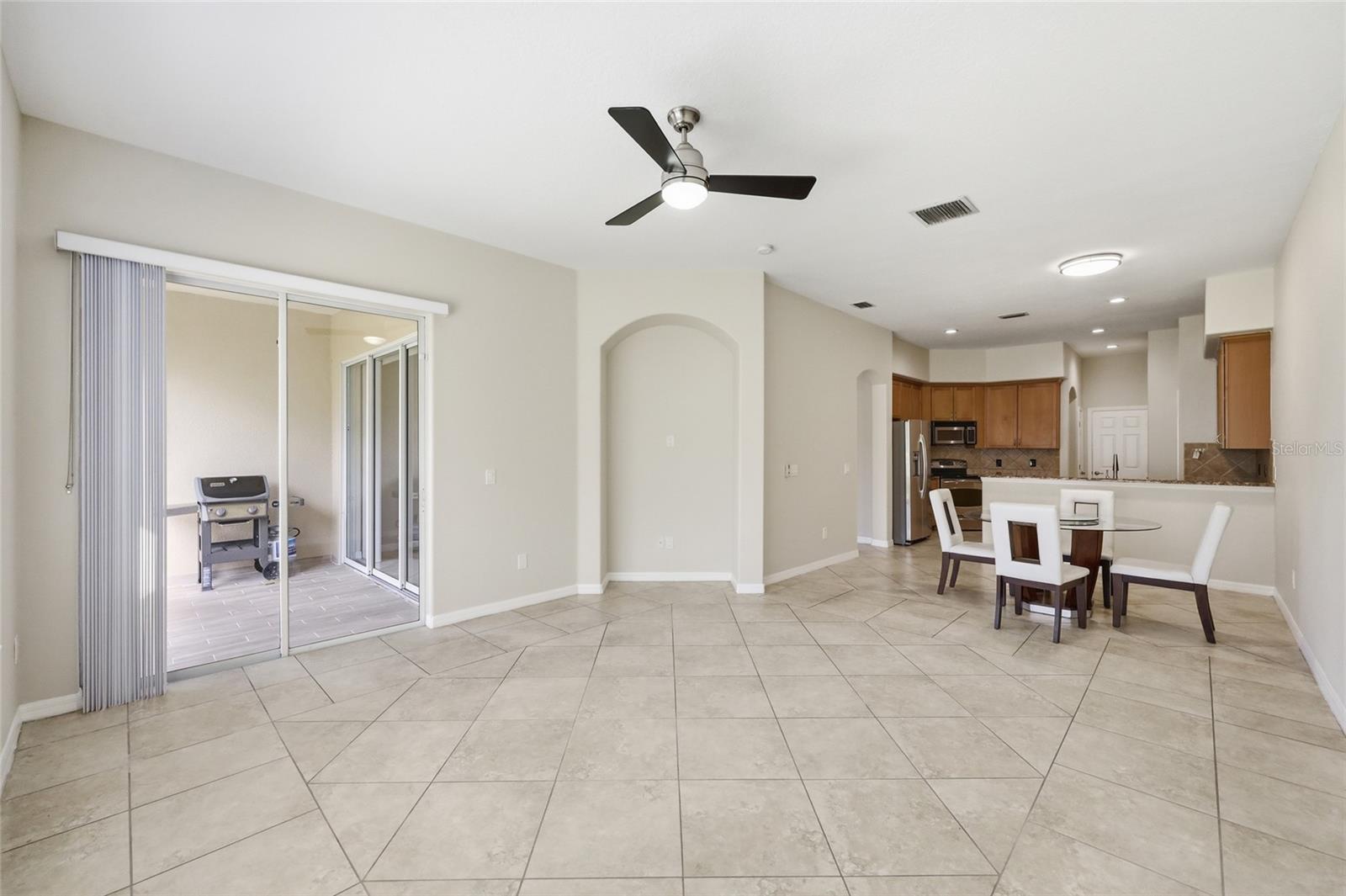 VIZCAYA HEIGHTS CONDO OR 6575 1315 - Residential