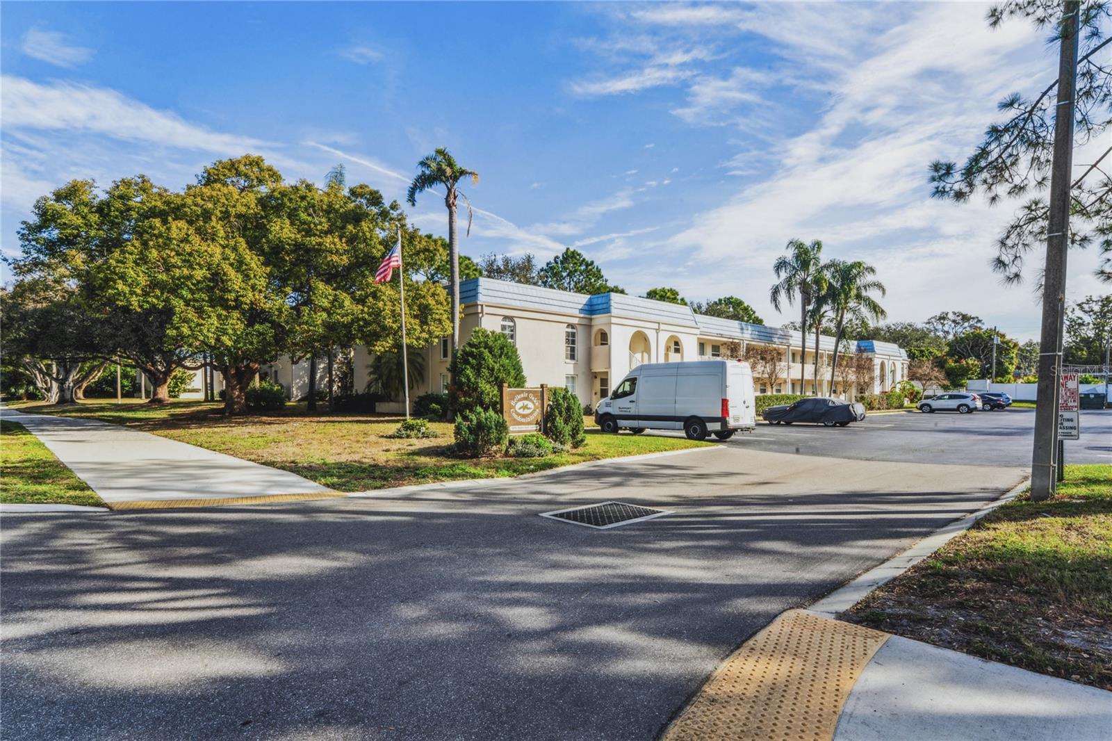 BELLEAIR OAKS CONDO - Residential