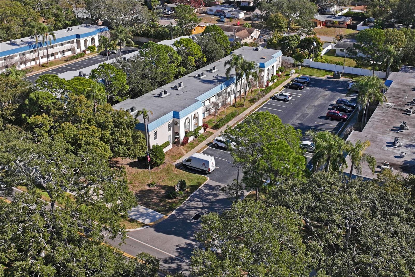 BELLEAIR OAKS CONDO - Residential