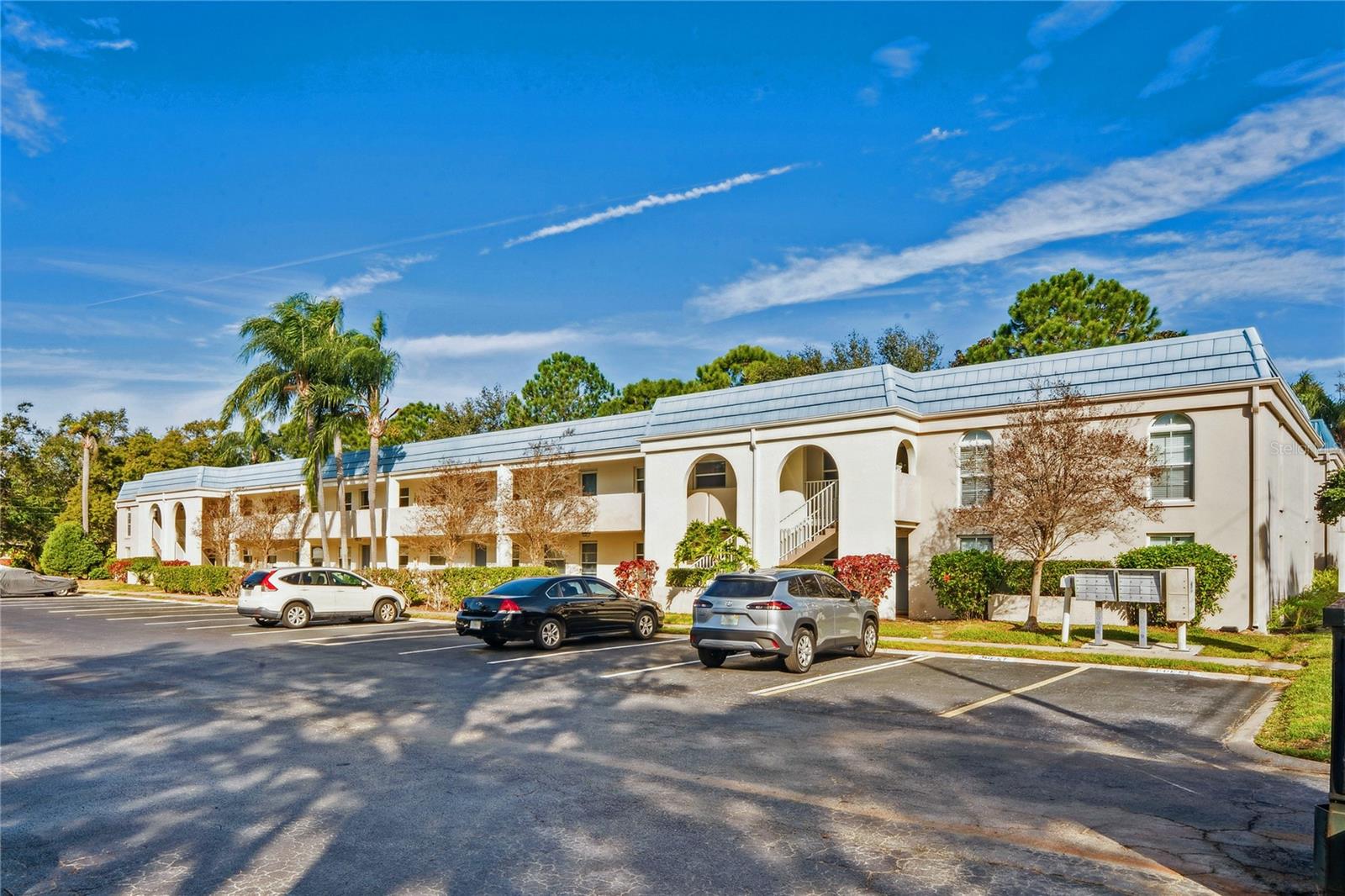 BELLEAIR OAKS CONDO - Residential