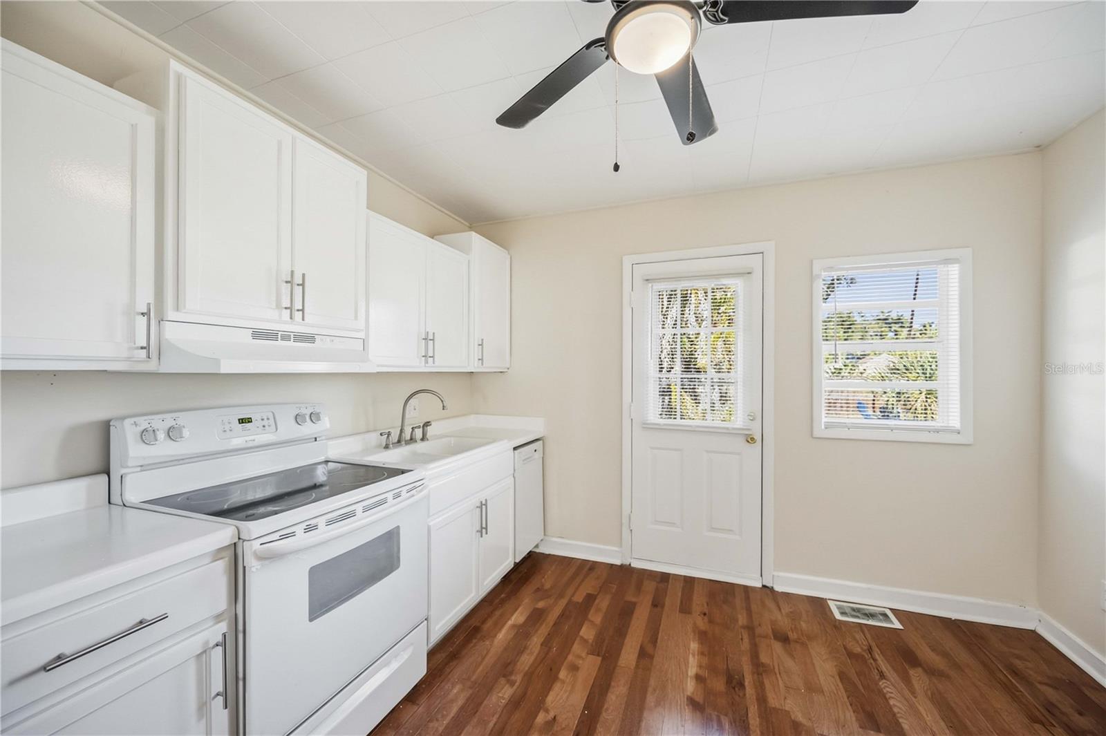 RIVERVIEW CONTINUED - Residential