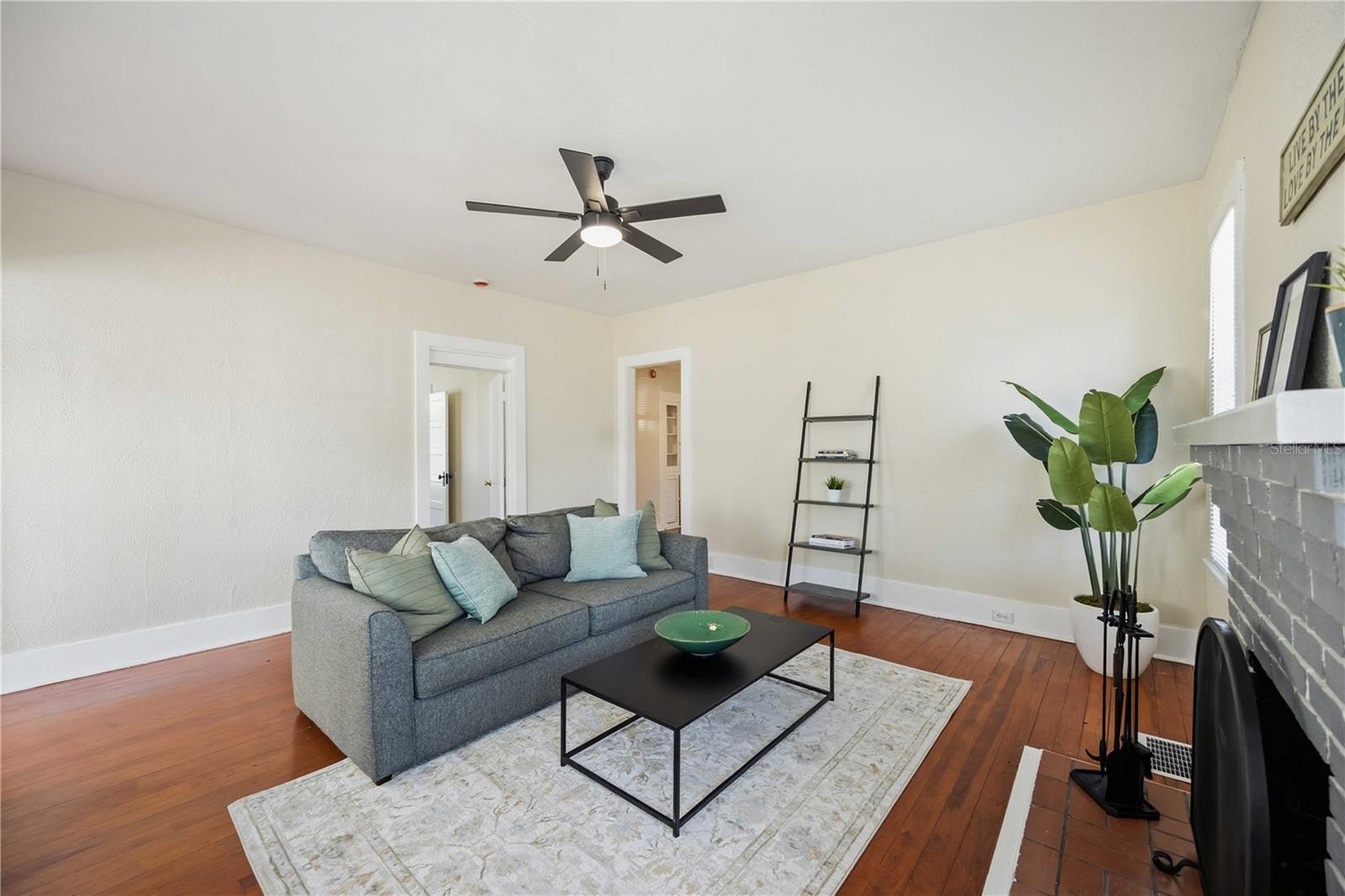 RIVERVIEW CONTINUED - Residential