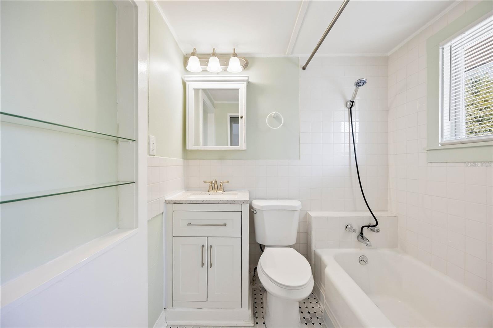 RIVERVIEW CONTINUED - Residential