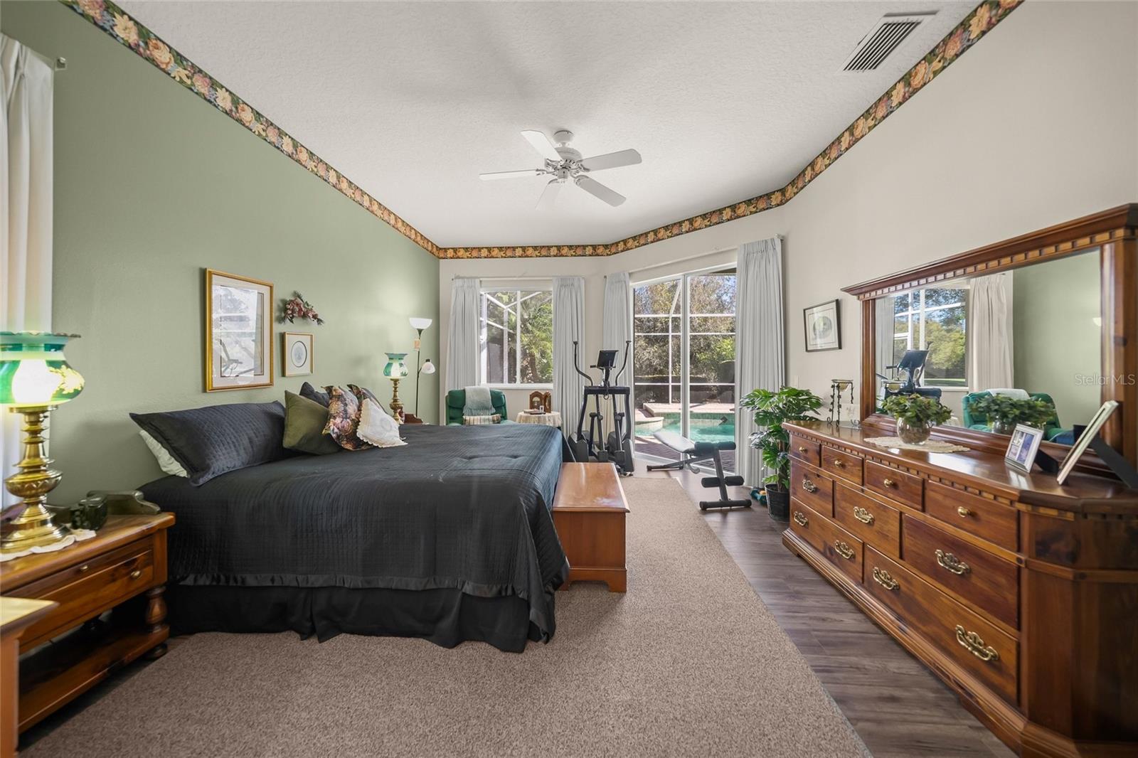 MISTY CREEK - Residential