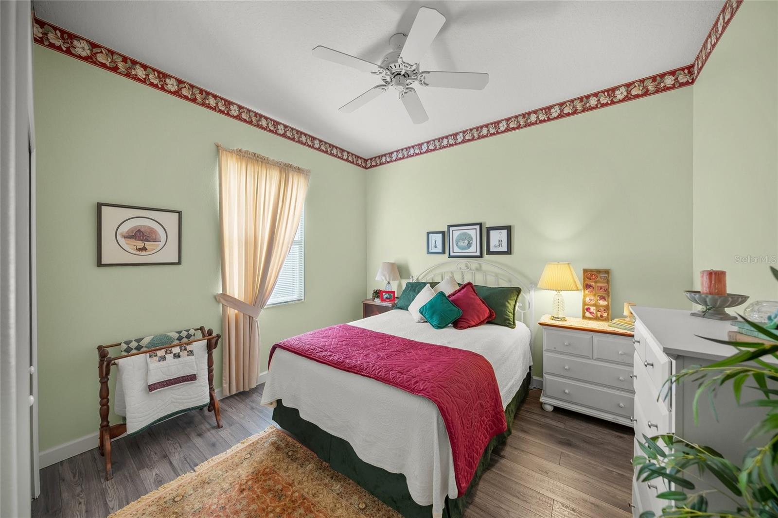 MISTY CREEK - Residential