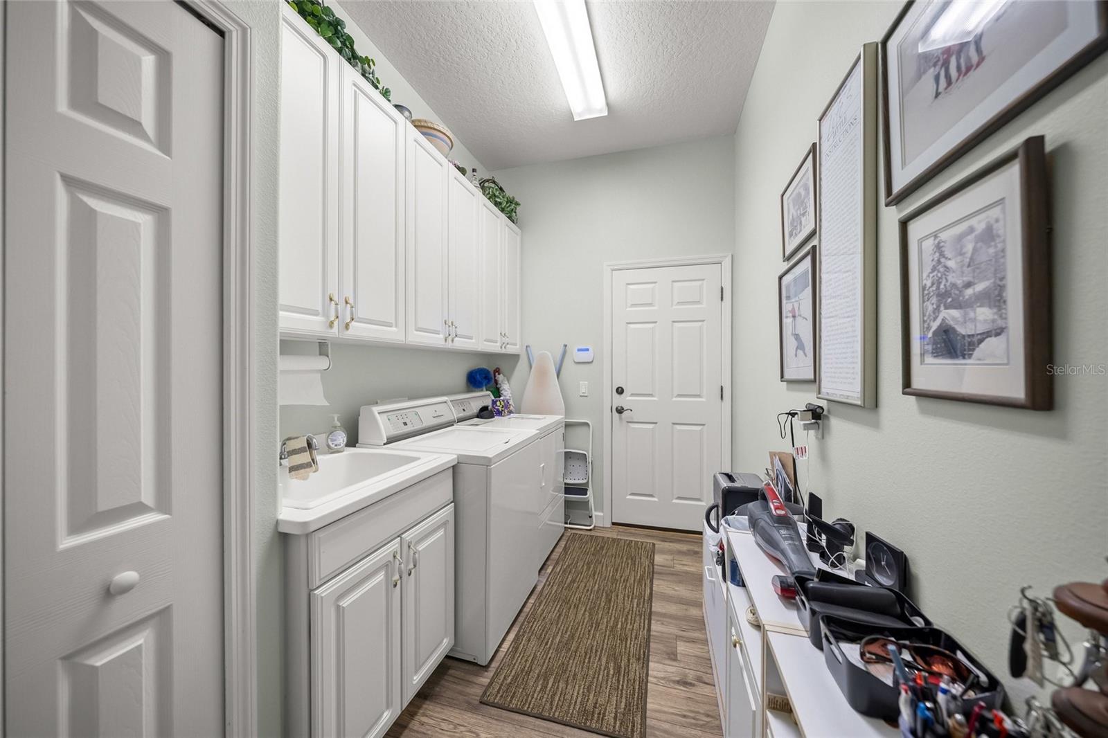 MISTY CREEK - Residential