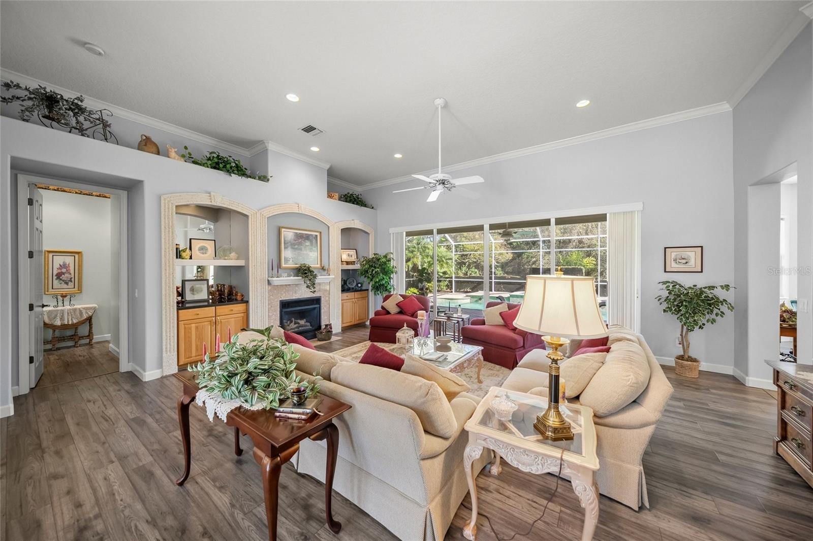 MISTY CREEK - Residential