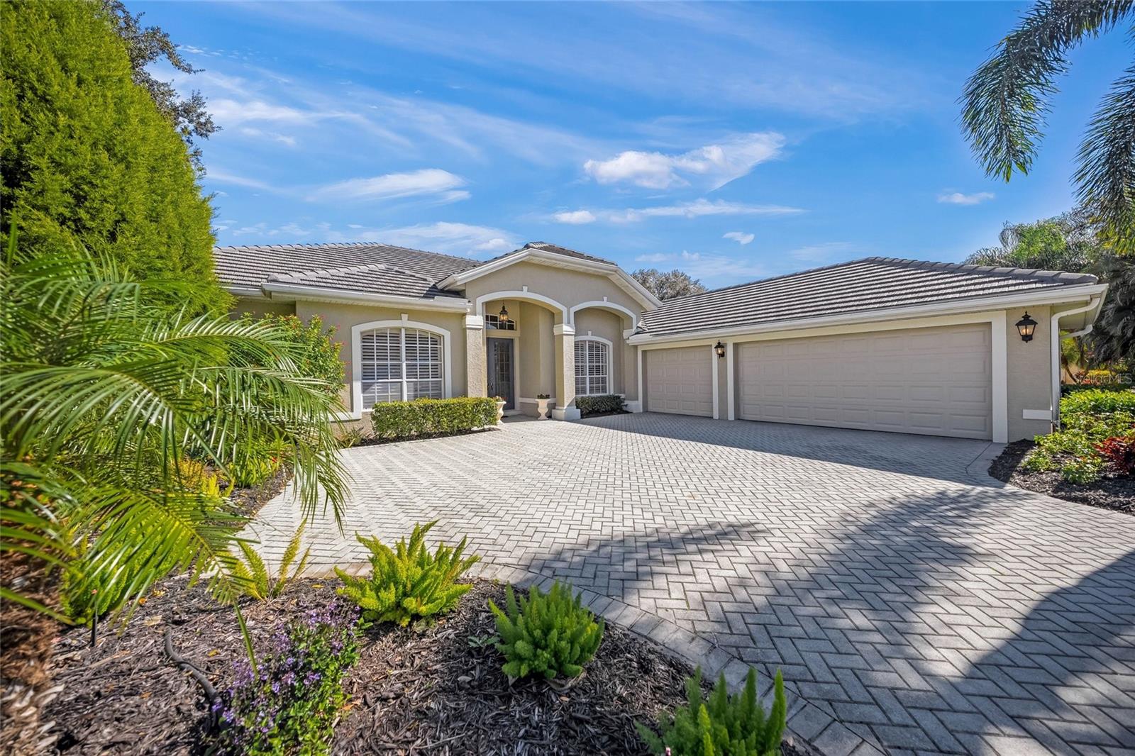 MISTY CREEK - Residential