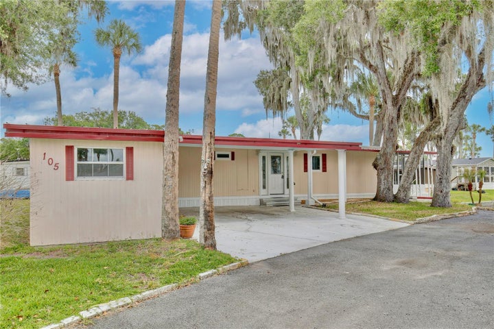 Photo 1 of 55 — 105 CANAL VIEW, EUSTIS, FL 32726
