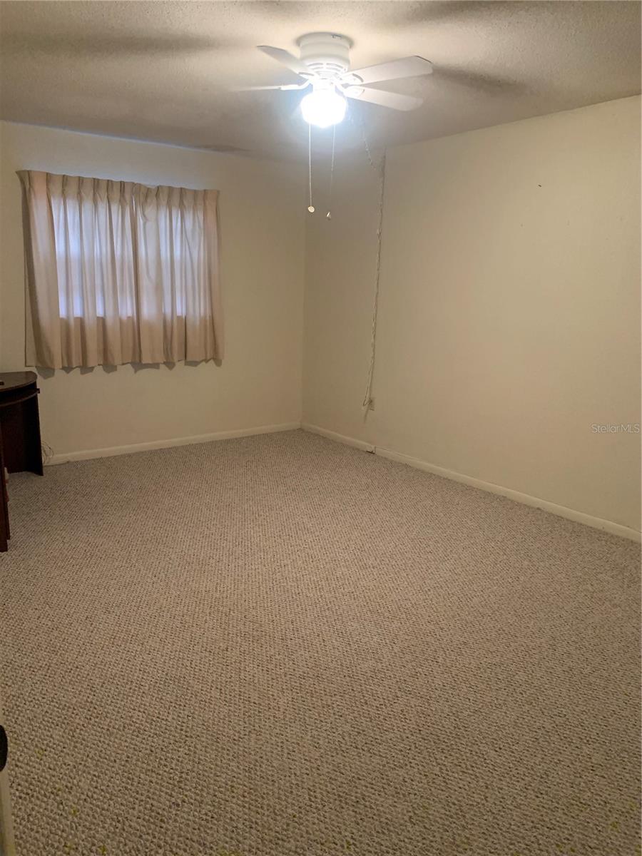 LEESBURG CHESTERBROOK CONDO - Residential