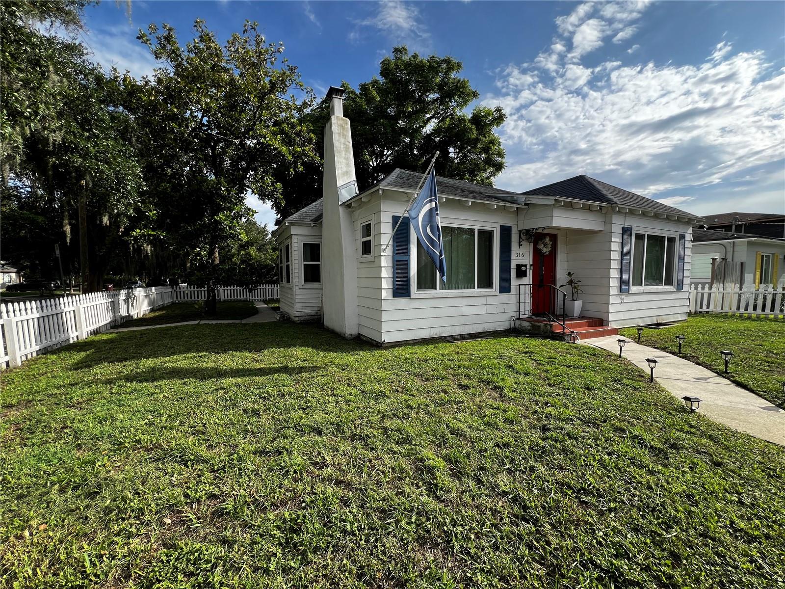 Beautiful home in the heart of College Park. House is a 2/1 with an office that had many upgrades done within the last several years. House sits on an oversized corner lot that is zoned for multifamily. Many features, including roof, windows, appliances, electrical, tankless water heater were replaced/upgraded in 2019/2020. House boasts quartz countertops and stainless steel appliances. House is right across the street from Princeton Elementary in a charming neighborhood. Beautiful house with a lot of charm, although it will need a little love cosmetically, especially regarding the flooring, but that has been baked into the asking price. The lot also gives you incredible potential, and lots of options. You have plenty of room to build a garage and with the multifamily zoning, you can build your own in-law suite. Or a builder can create something new with this oversized lot in an amazing area. Schedule your showing today!