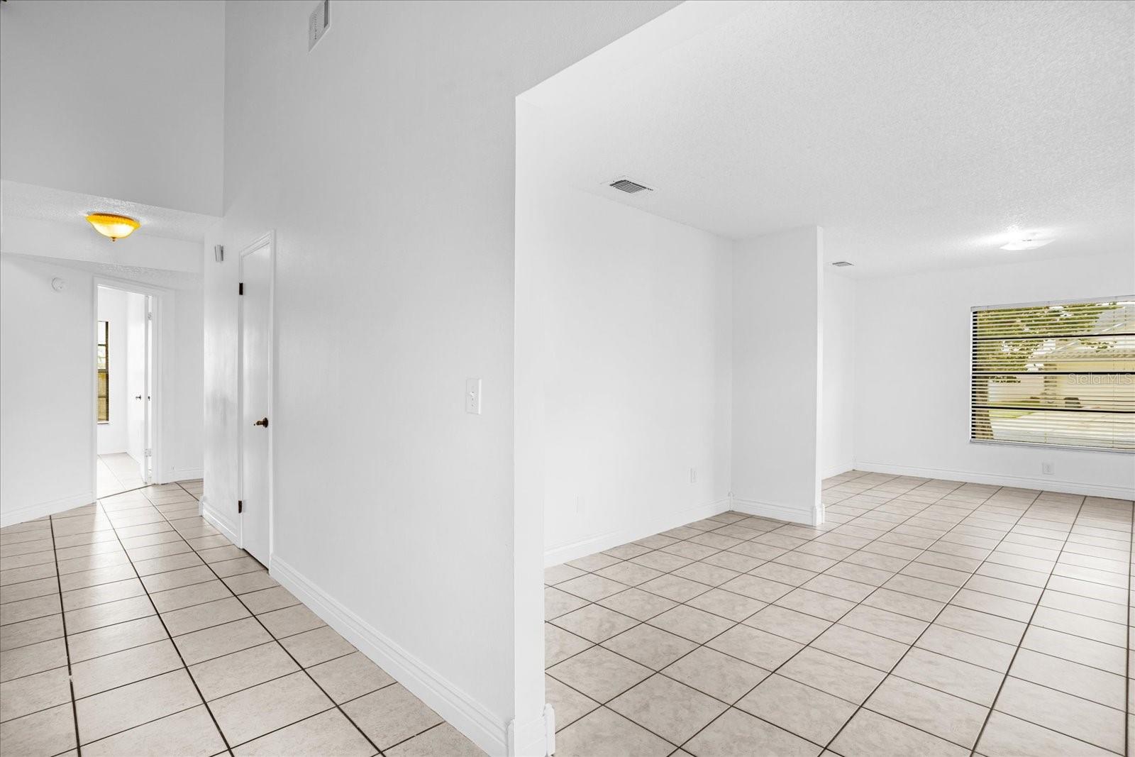 LAKEWOOD AT THE CROSSINGS - Residential Lease