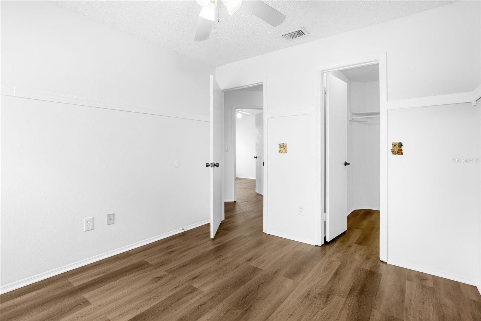 LAKEWOOD AT THE CROSSINGS - Residential Lease