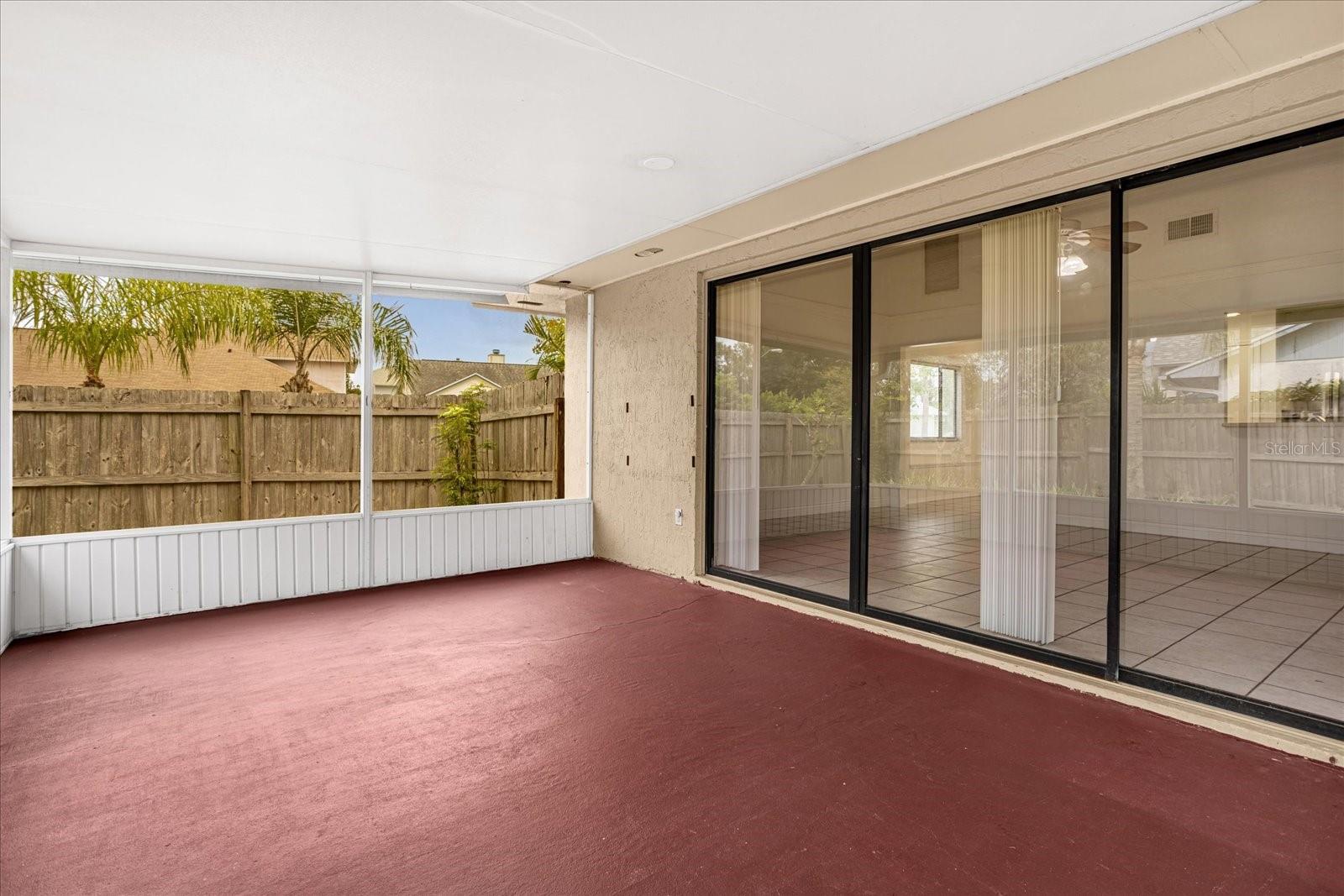 LAKEWOOD AT THE CROSSINGS - Residential Lease