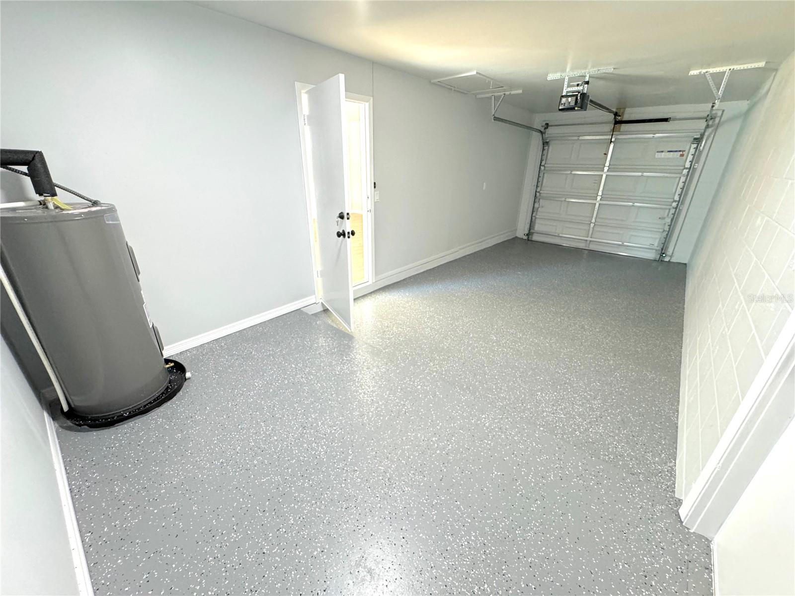 VILLAS AT SIGNAL HILL - Residential