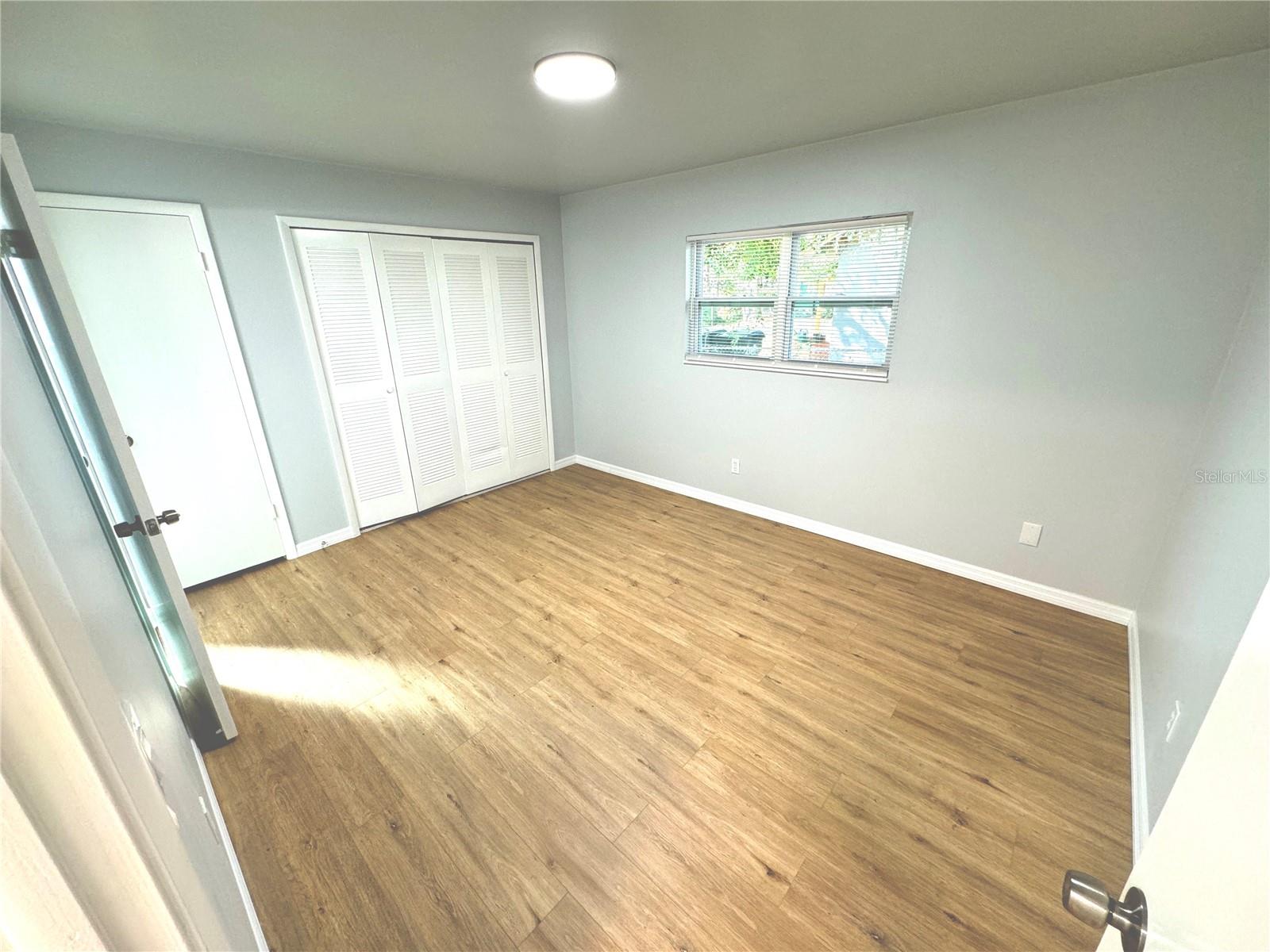 VILLAS AT SIGNAL HILL - Residential