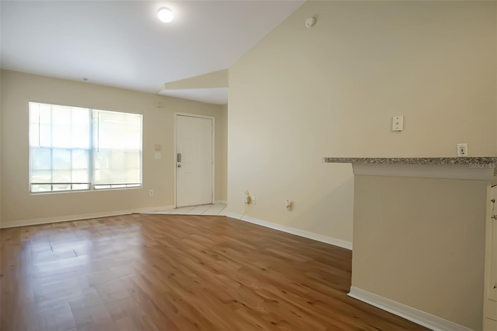 AZUR/METROWEST - Residential Lease