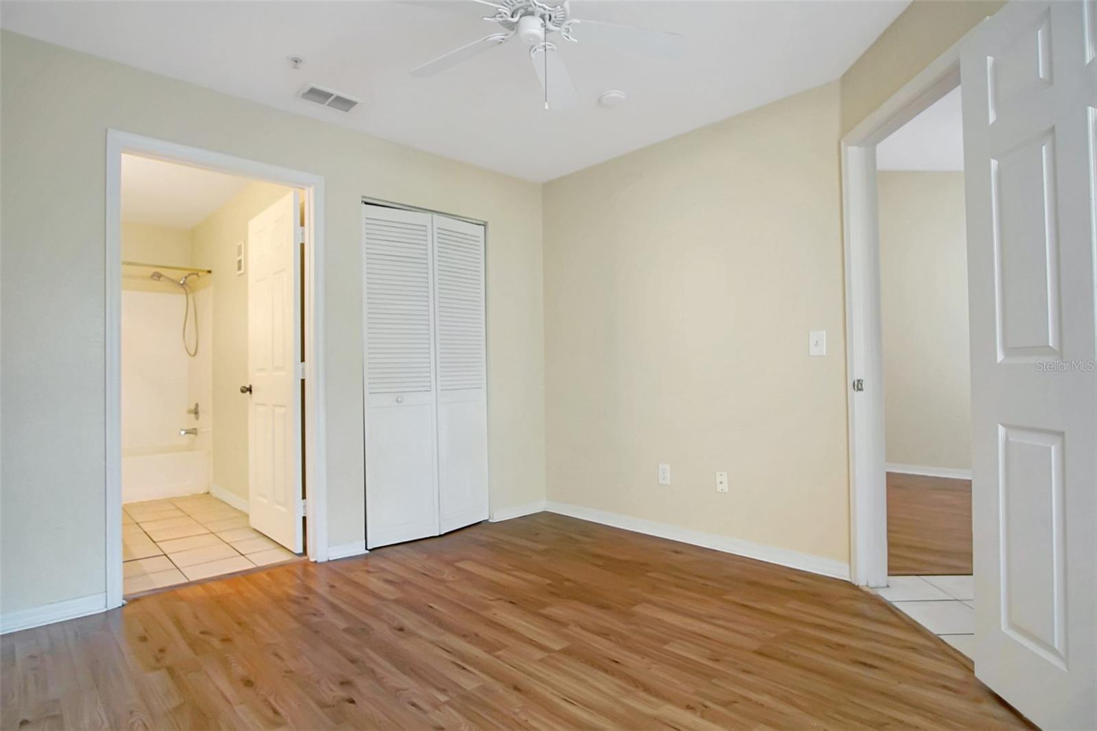 AZUR/METROWEST - Residential Lease