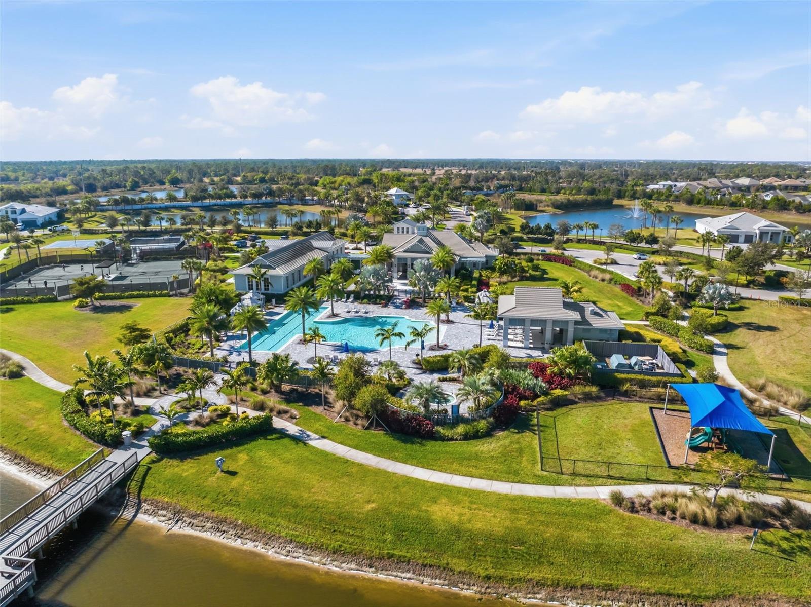 ISLES AT LAKEWOOD RANCH PH II - Residential