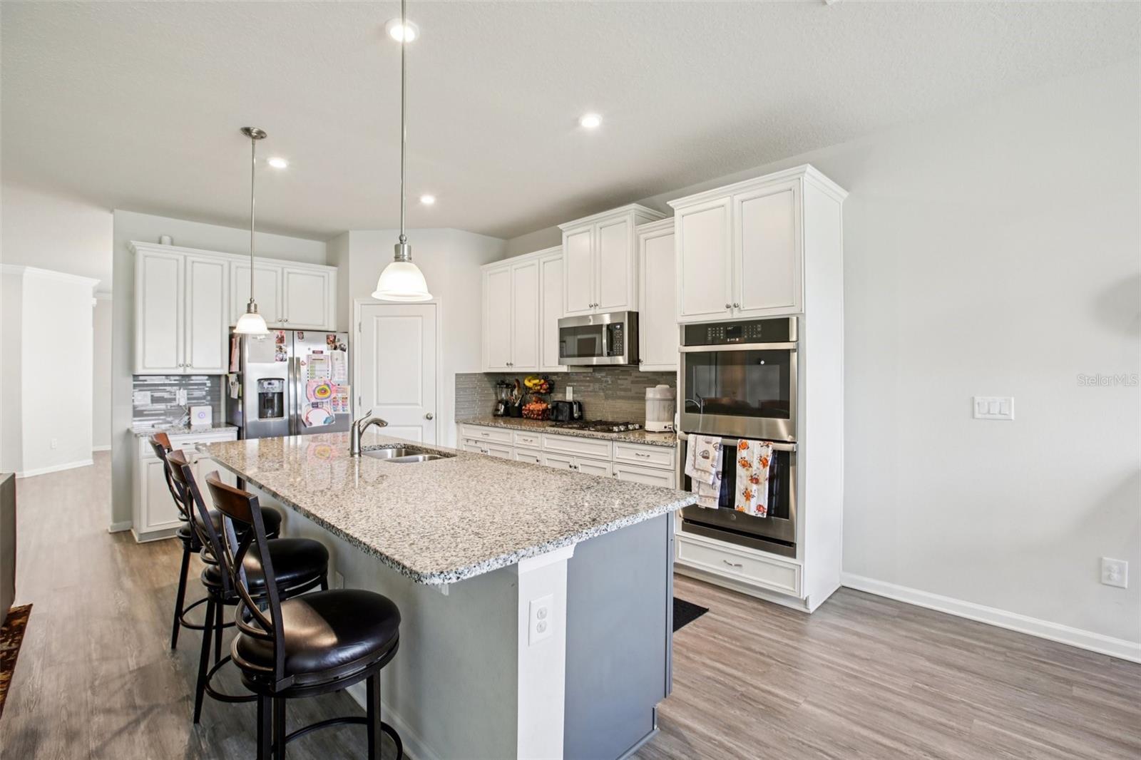 LUCAYA LAKE CLUB PH 4C - Residential