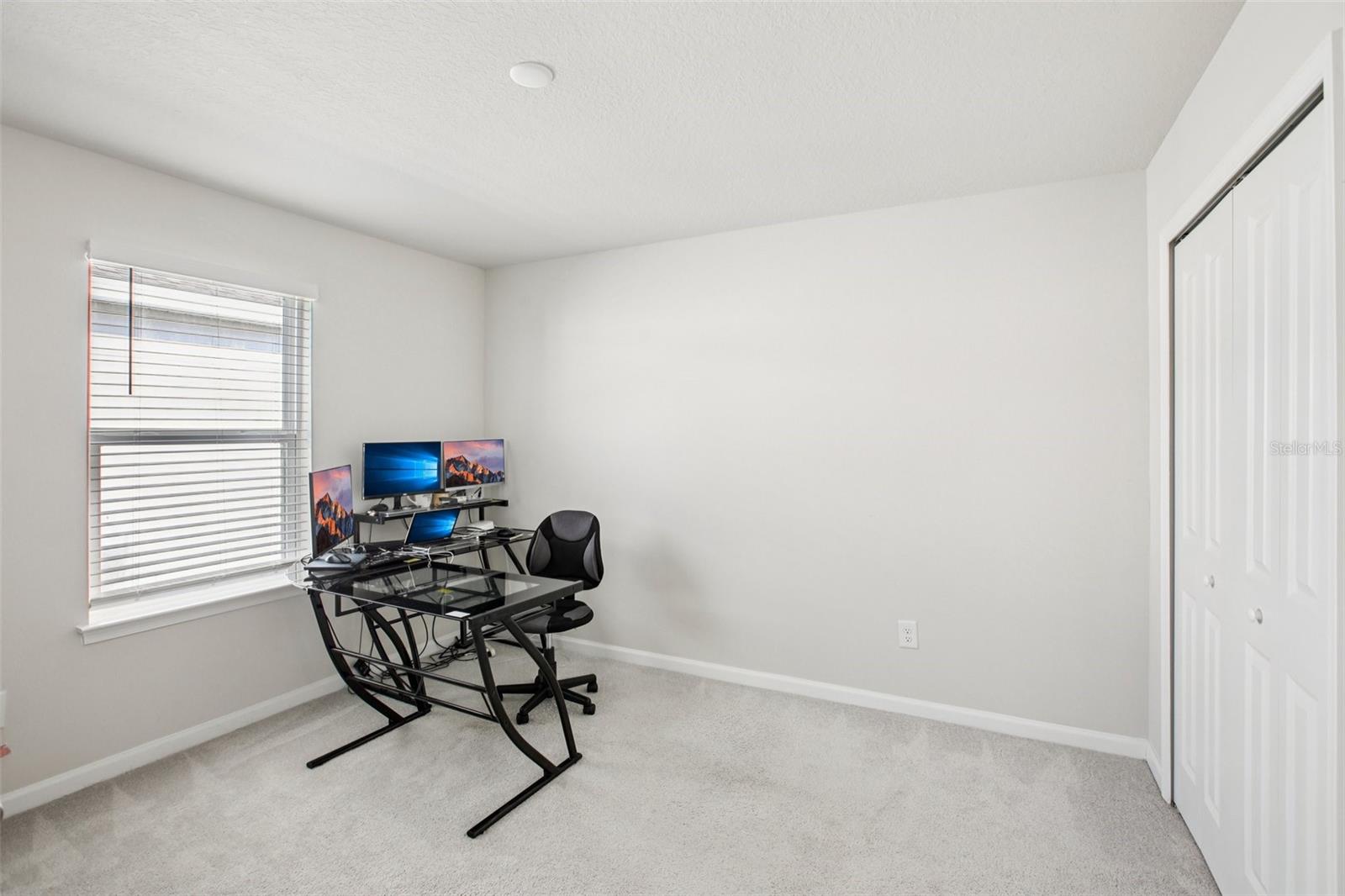 LUCAYA LAKE CLUB PH 4C - Residential