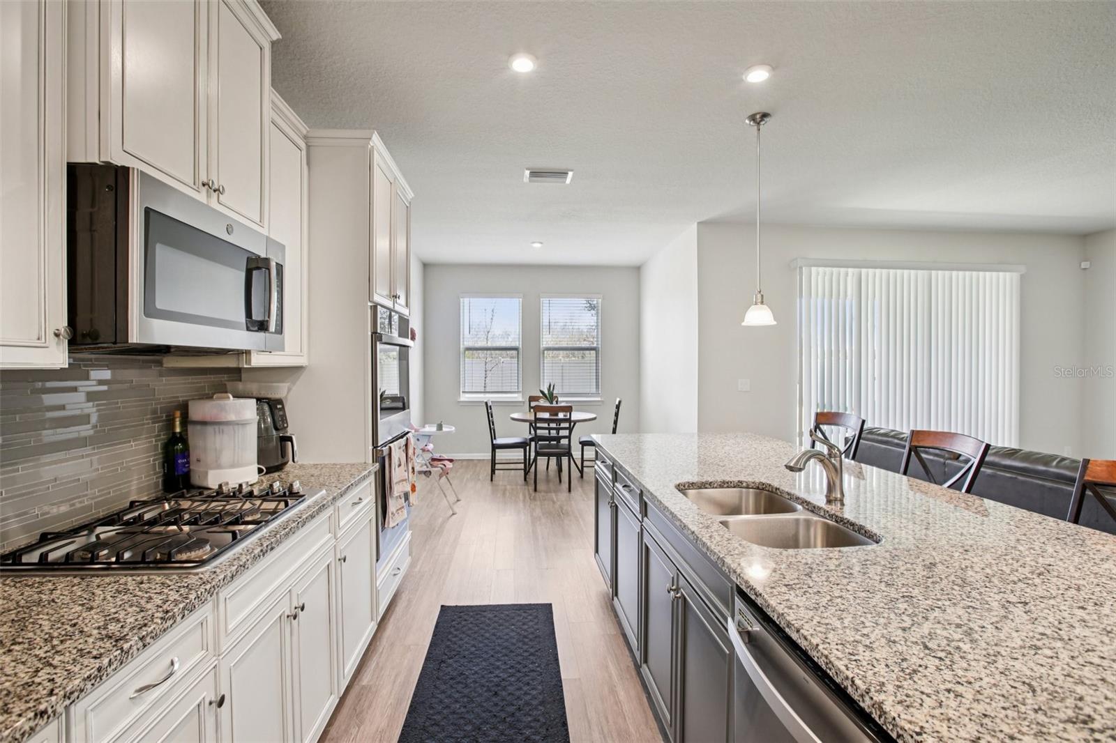 LUCAYA LAKE CLUB PH 4C - Residential