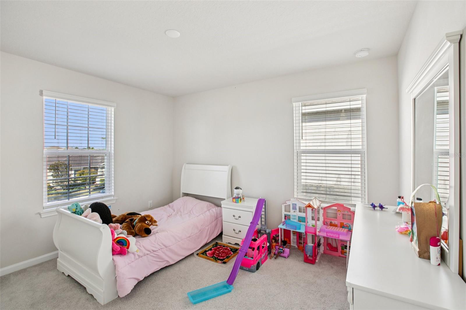 LUCAYA LAKE CLUB PH 4C - Residential