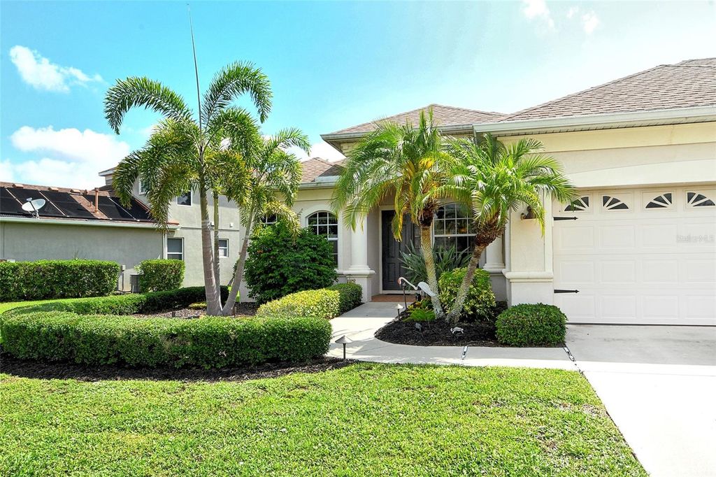 Photo of 12358 Lavender Loop, Bradenton, FL 34212 (MLS # A4653330)