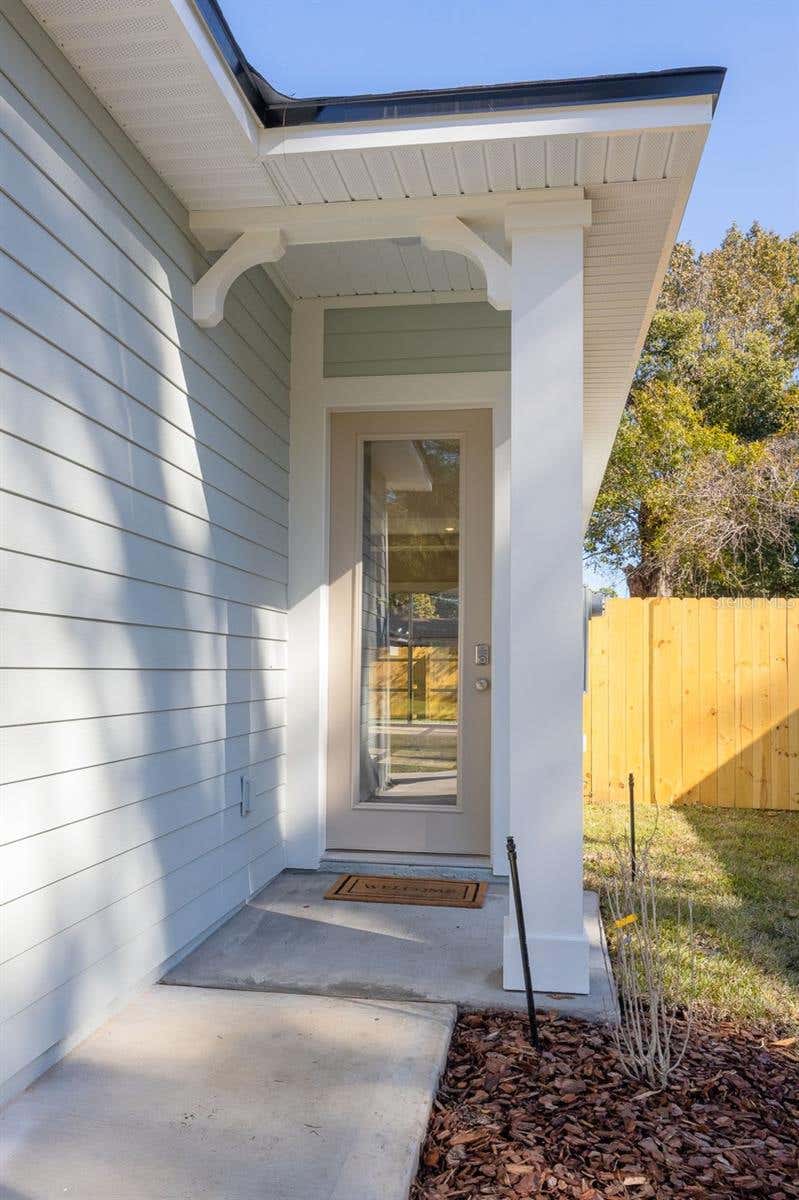 Photo of 102 Orange Tree Road, East Palatka, FL 32131 (MLS # FC319846)