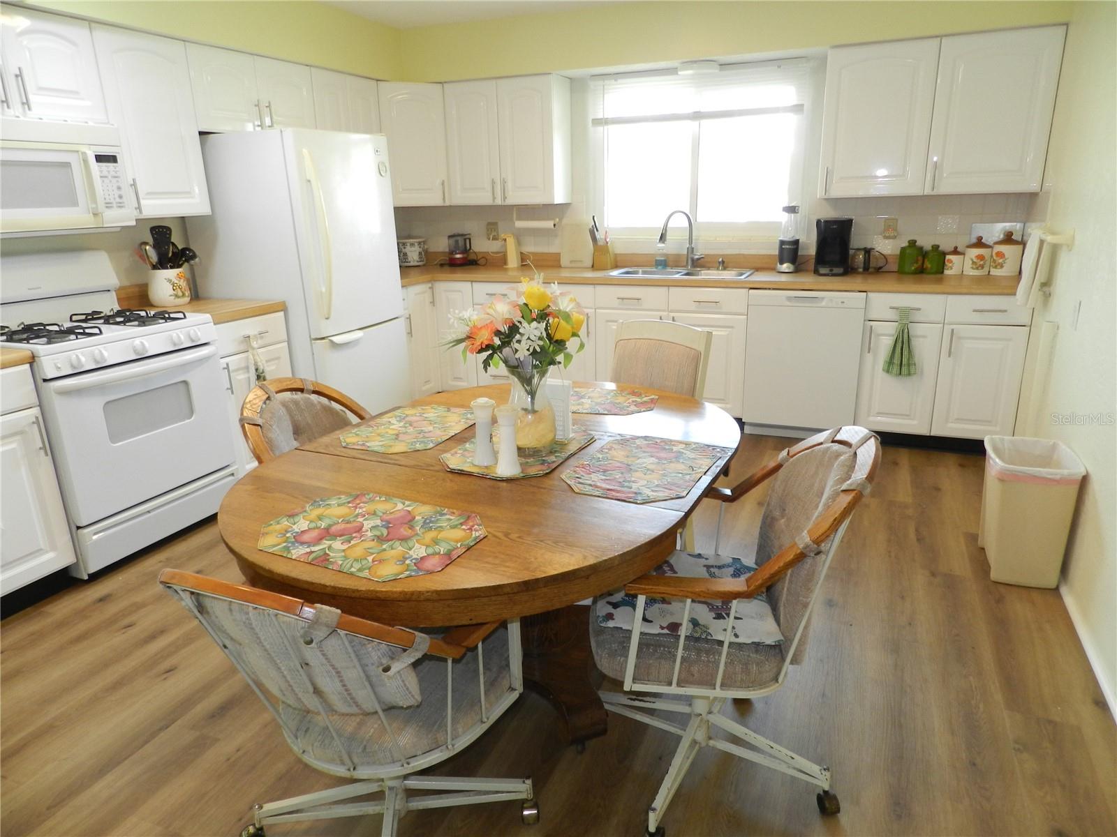 HORTON SHORES - Residential