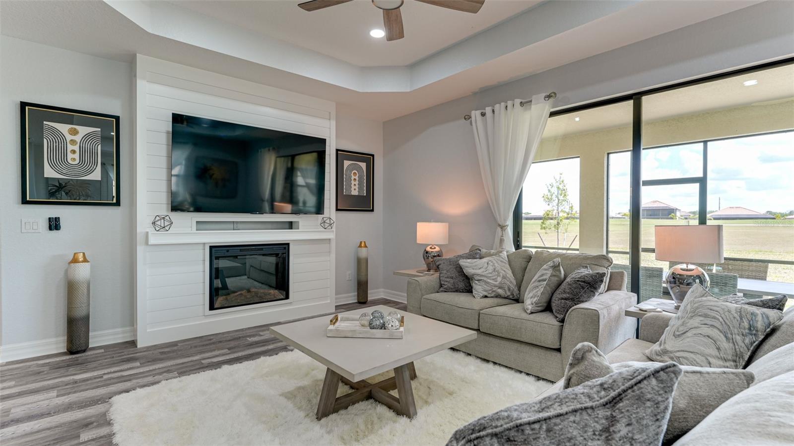 LAKEWOOD NATIONAL - Residential Lease