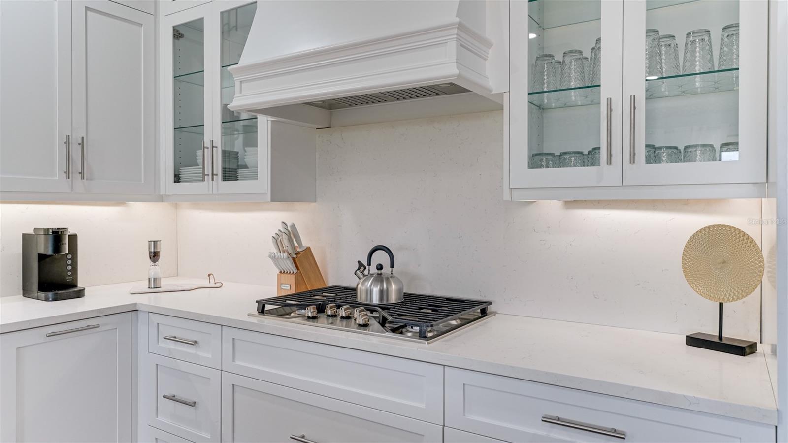 LAKEWOOD NATIONAL - Residential Lease