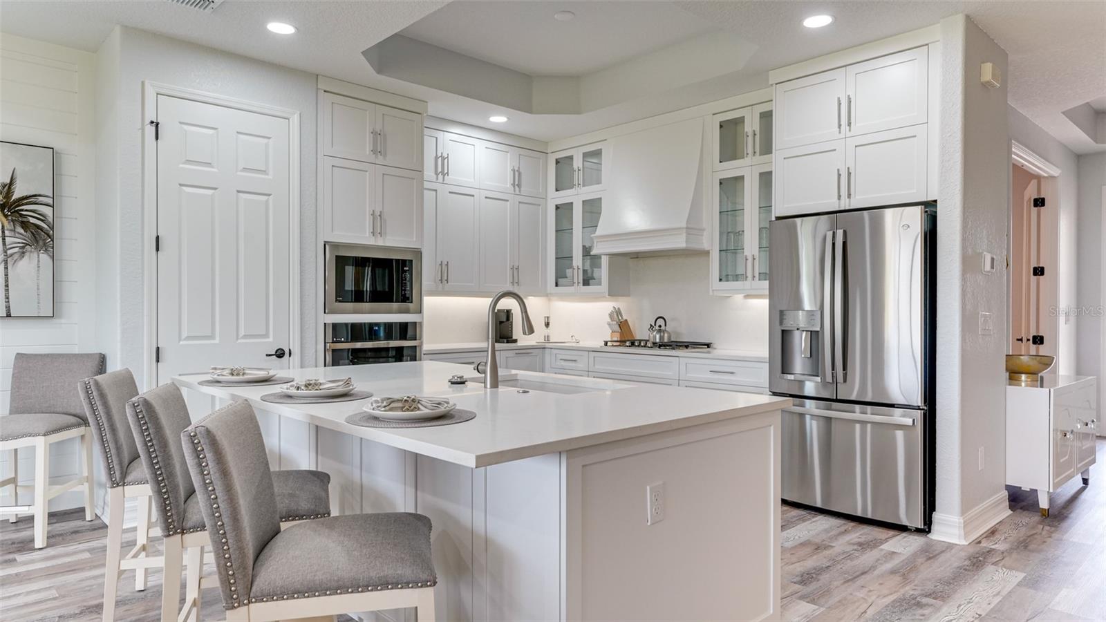 LAKEWOOD NATIONAL - Residential Lease