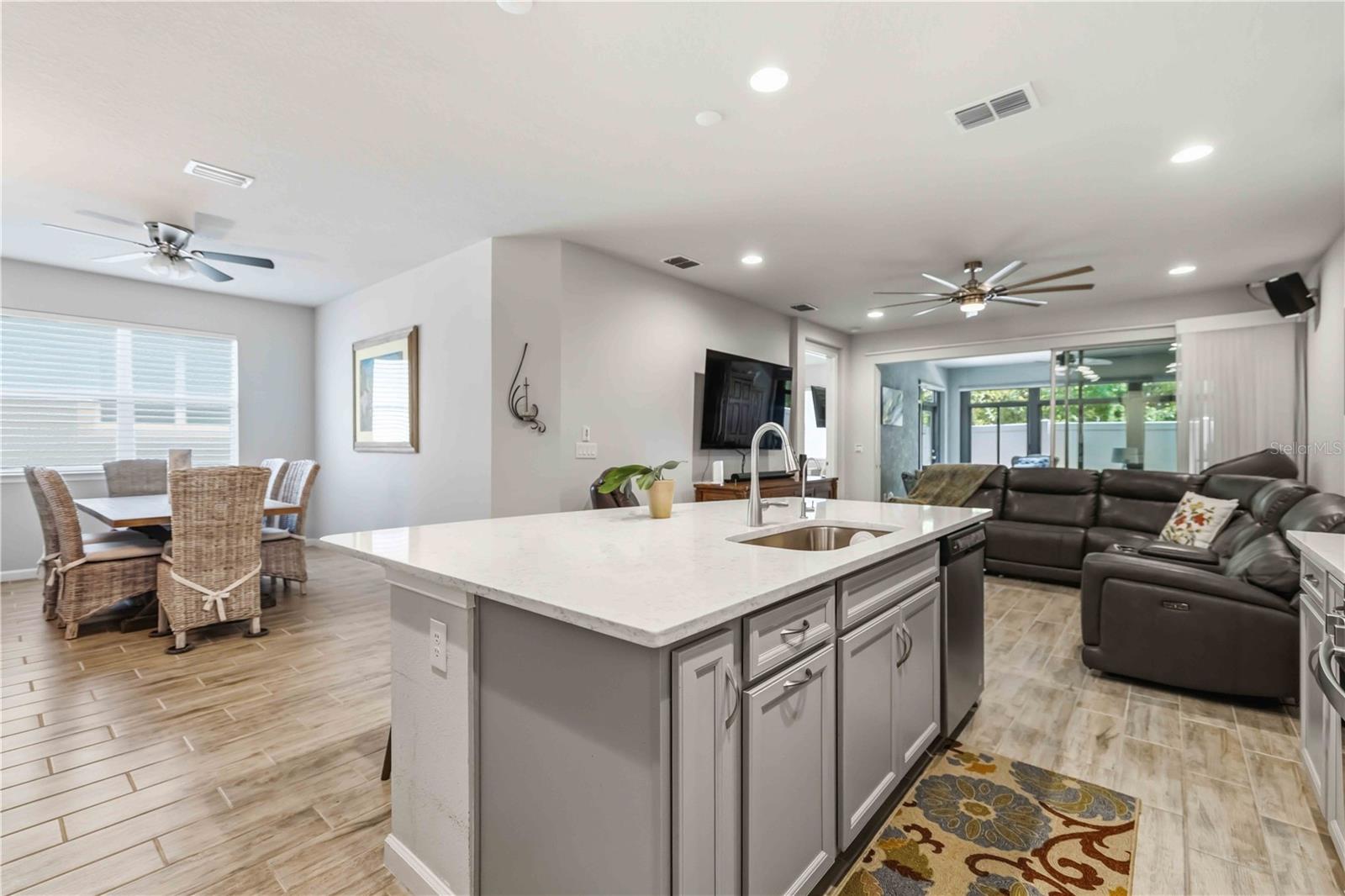 SUNRISE PRESERVE AT PALMER RANCH - Residential