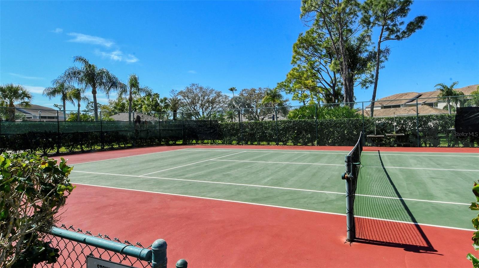 STONEYBROOK ARBOR GREENS 1 - Residential