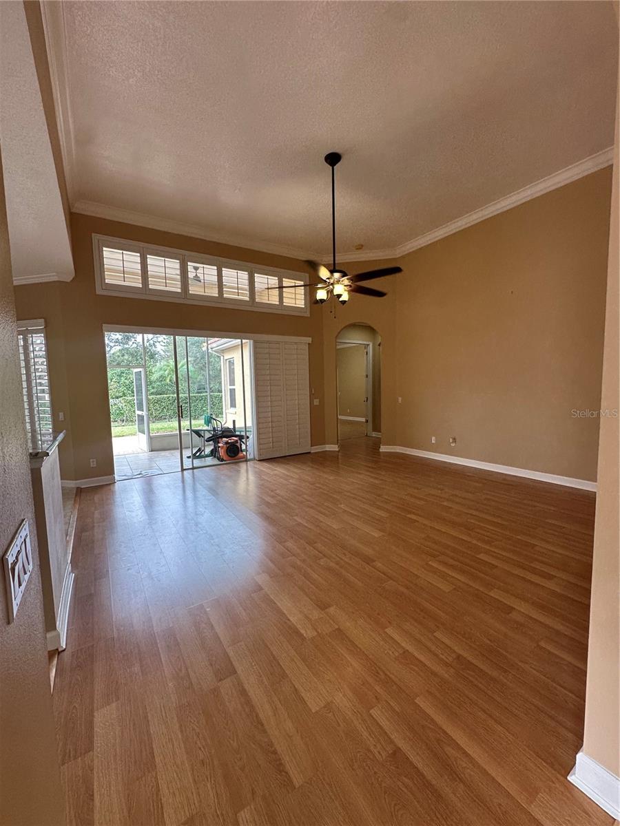 BAYOU CLUB ESTATES TR 5 PH 2 - Residential Lease