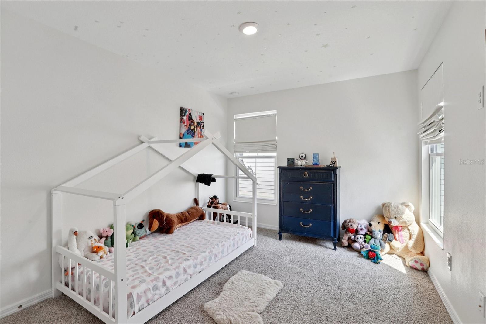 EUCLID MANOR - Residential