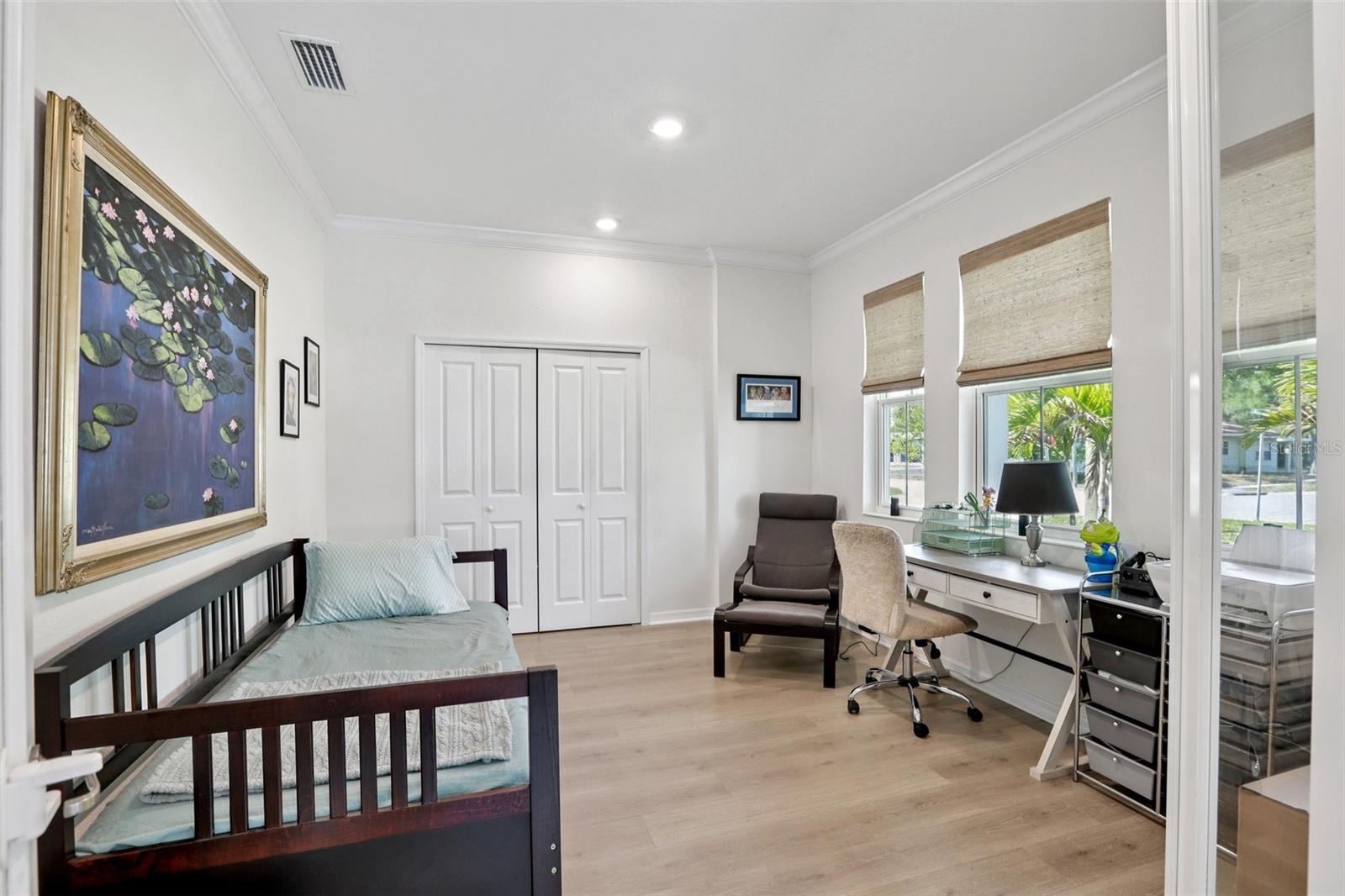 EUCLID MANOR - Residential