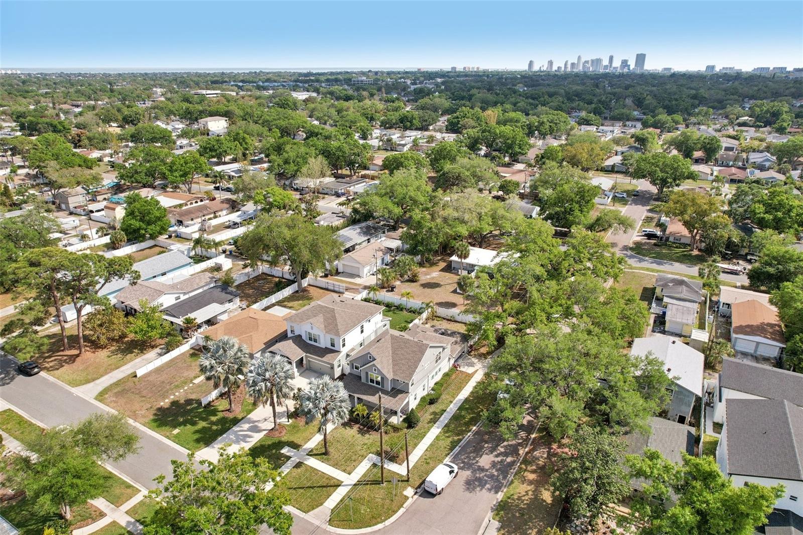 EUCLID MANOR - Residential