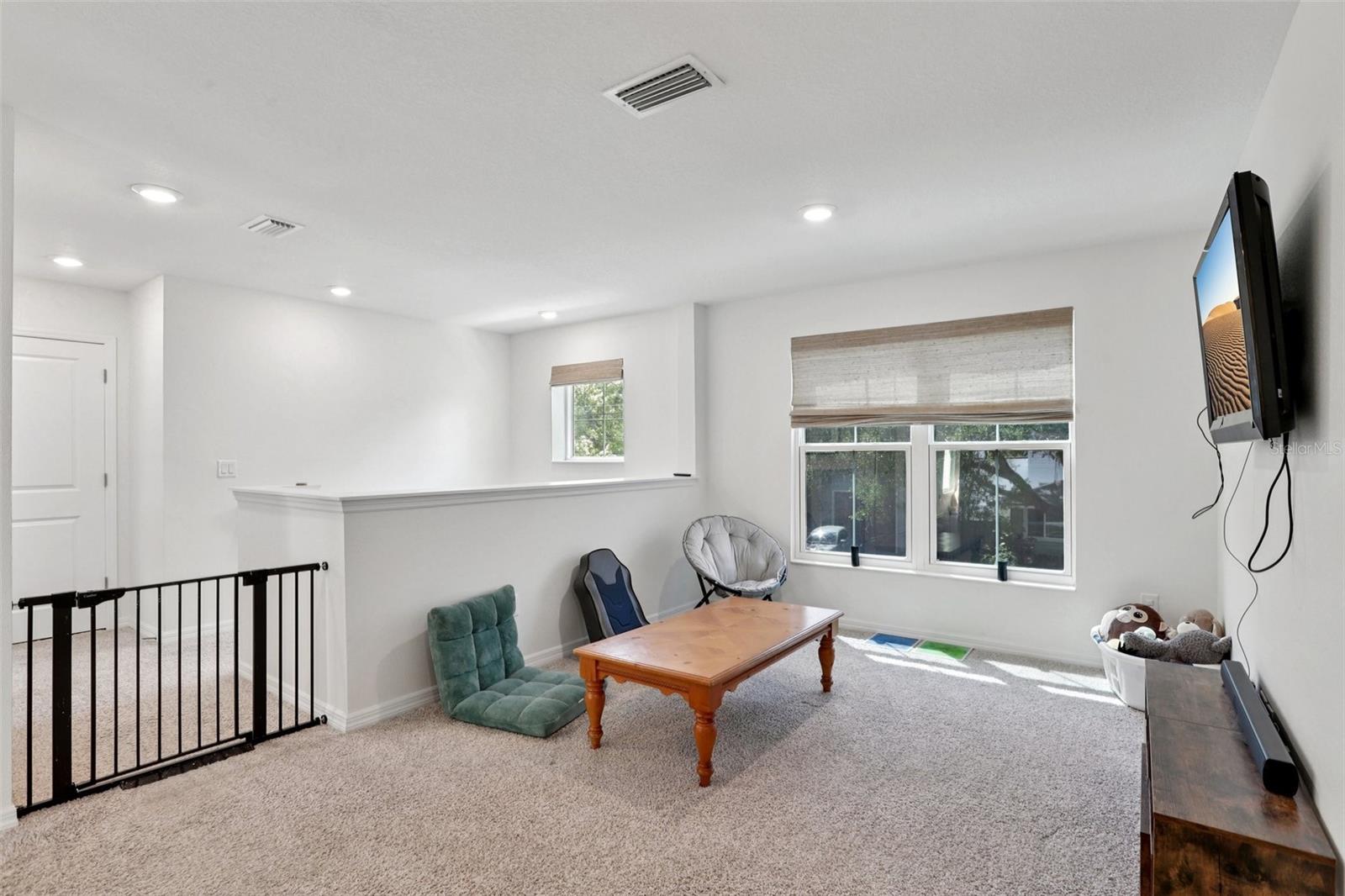 EUCLID MANOR - Residential