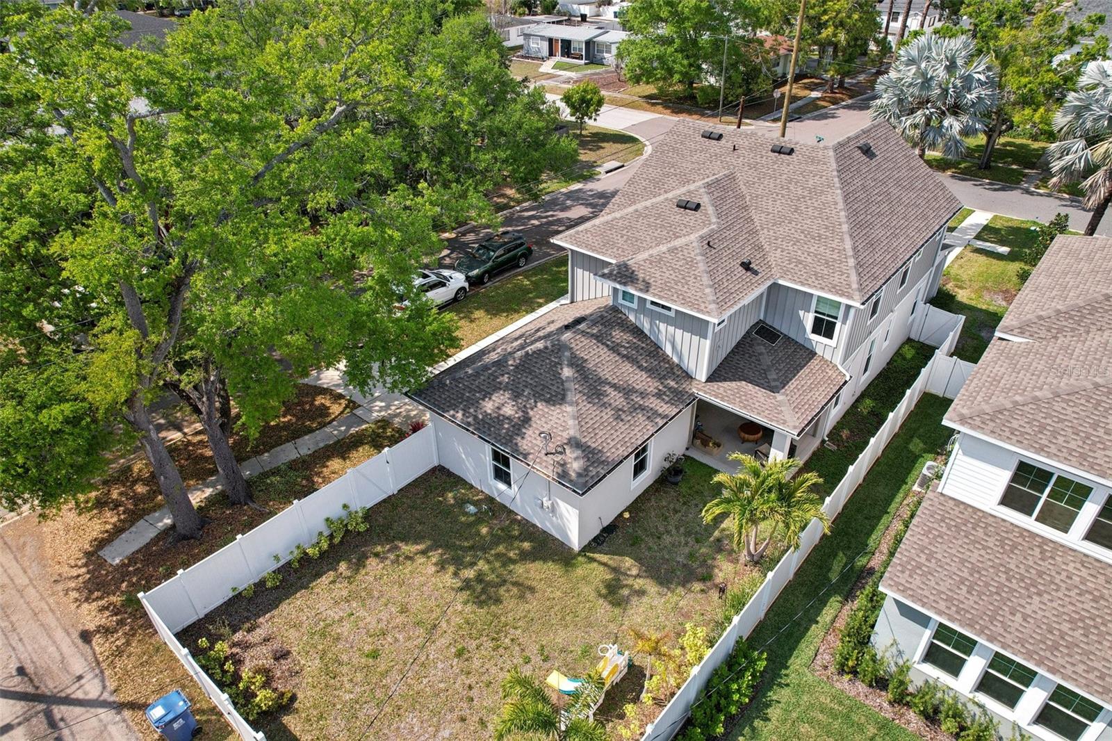 EUCLID MANOR - Residential