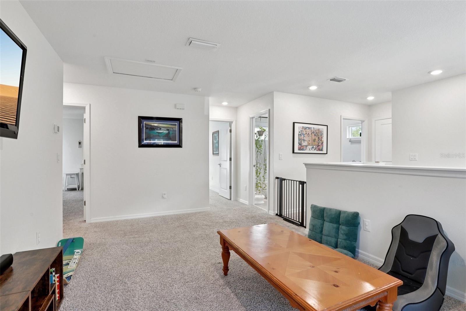 EUCLID MANOR - Residential