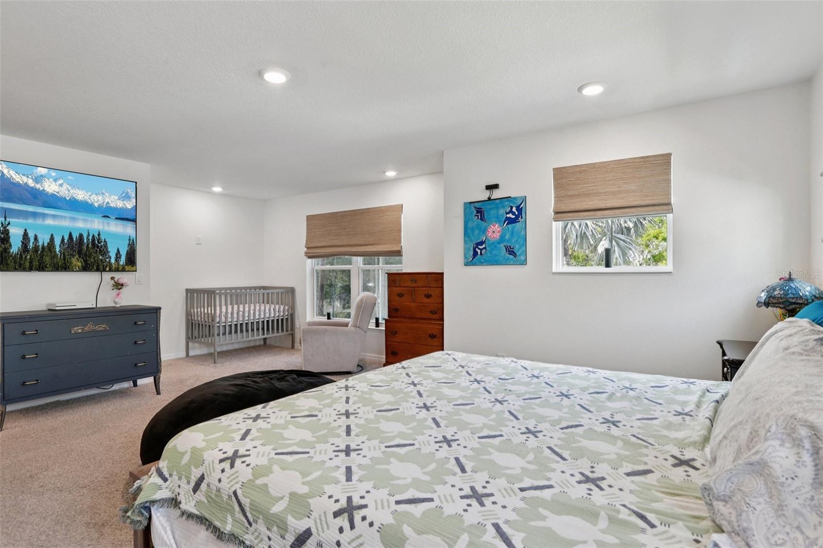 EUCLID MANOR - Residential