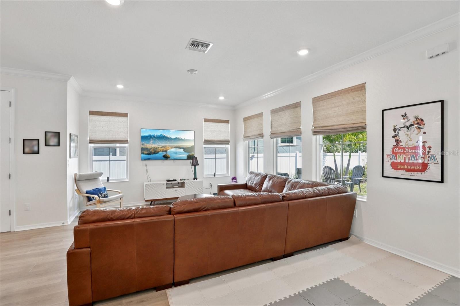 EUCLID MANOR - Residential