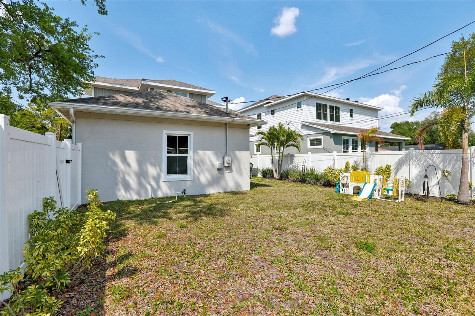 EUCLID MANOR - Residential