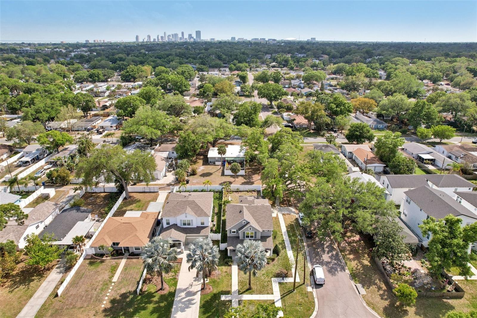 EUCLID MANOR - Residential