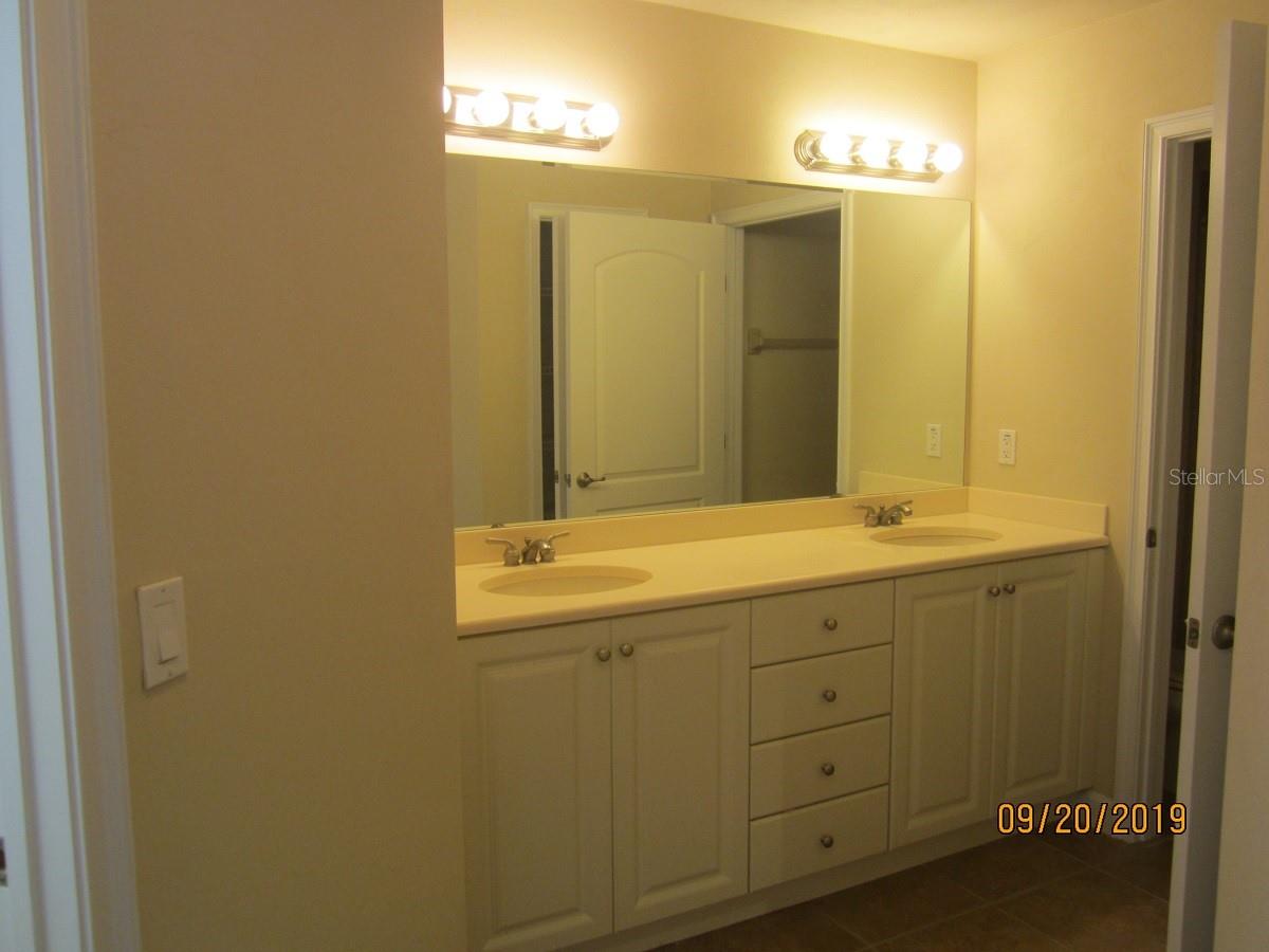 Tuscany Square 01 Condo - Residential Lease