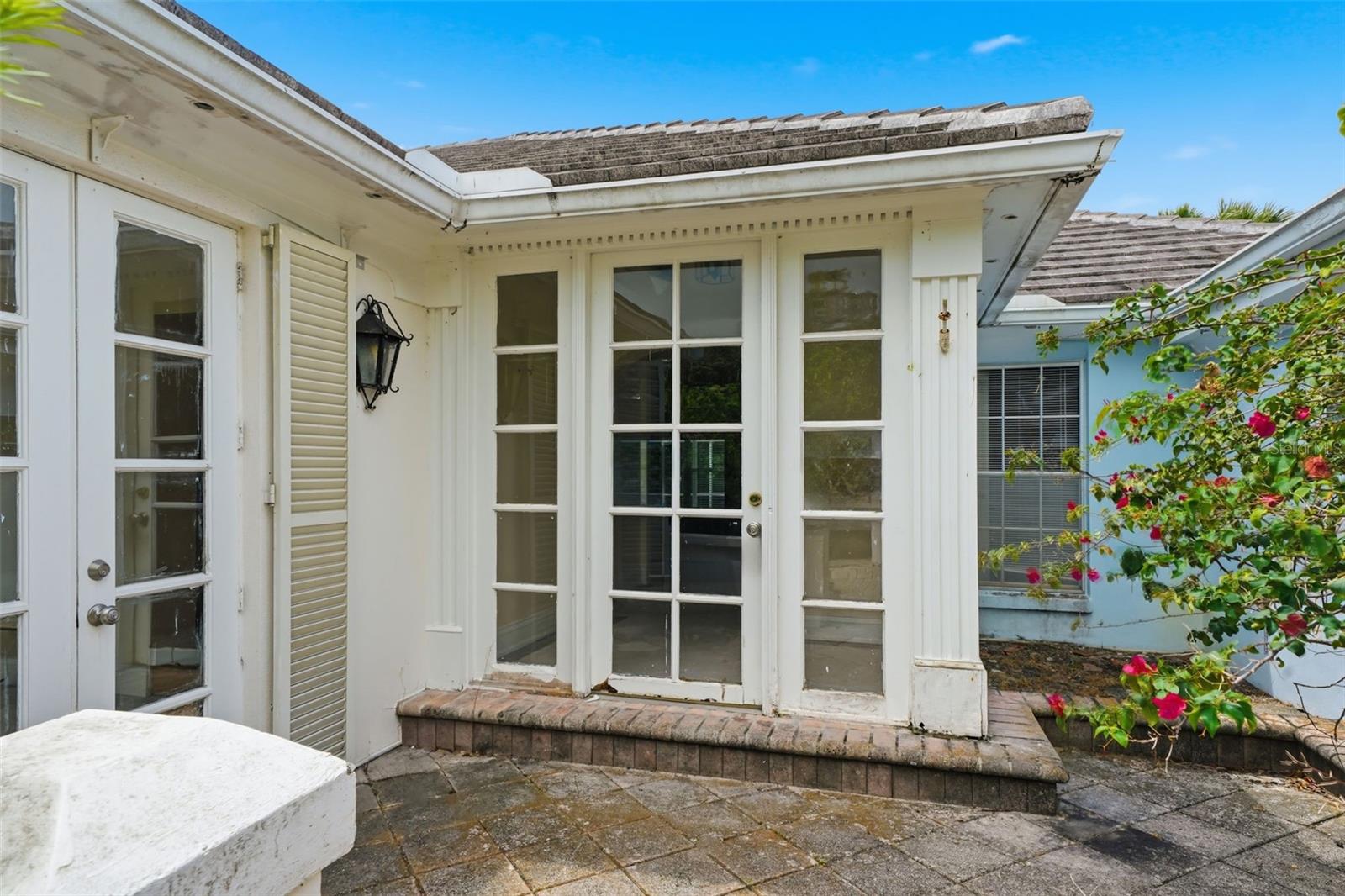 1455 WYN COVE DRIVE
