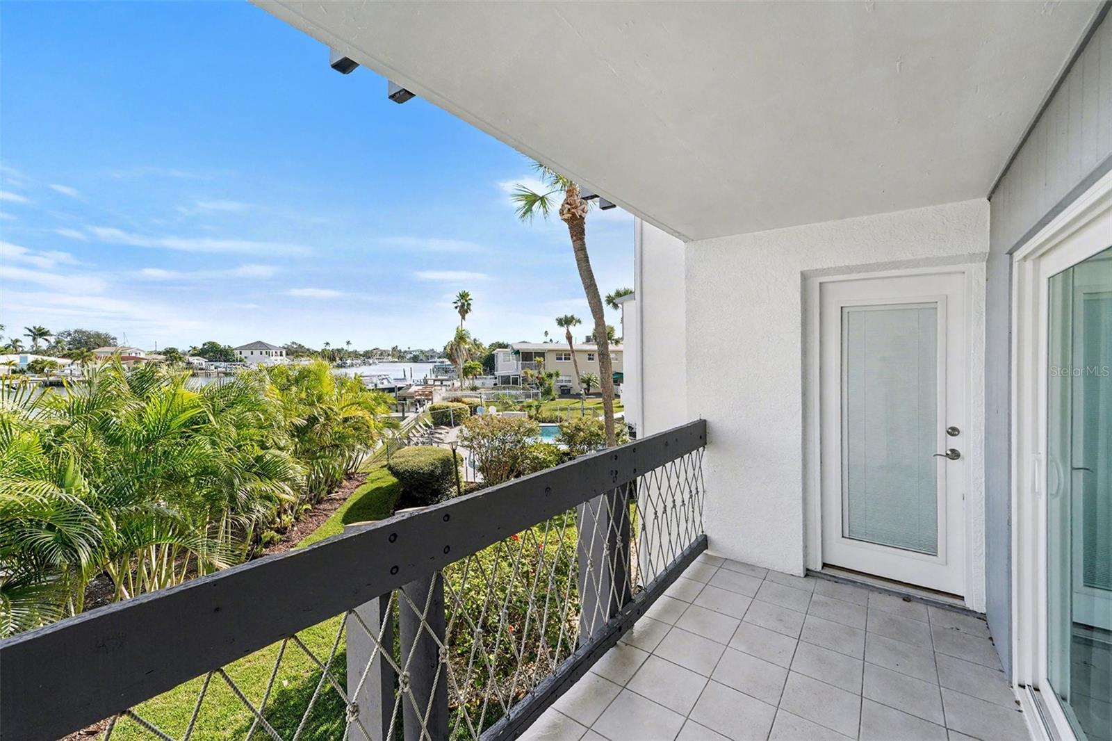 TIDES OF CAPRI EAST CONDO - Residential