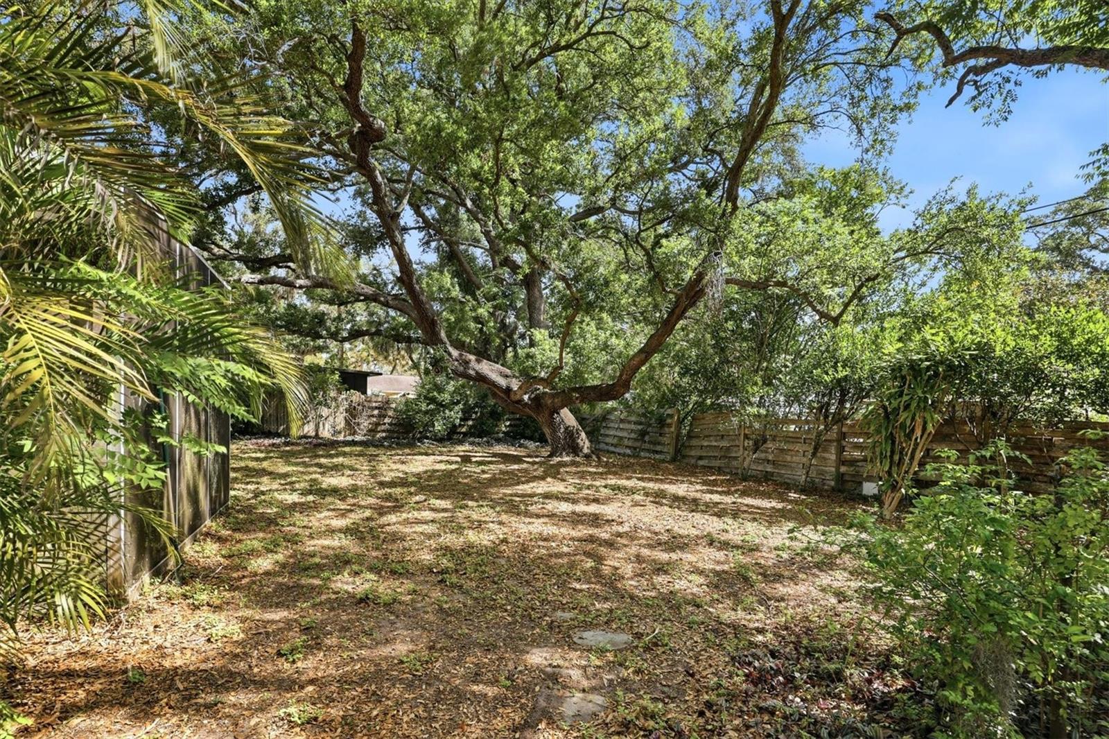 BROOKSIDE - Residential